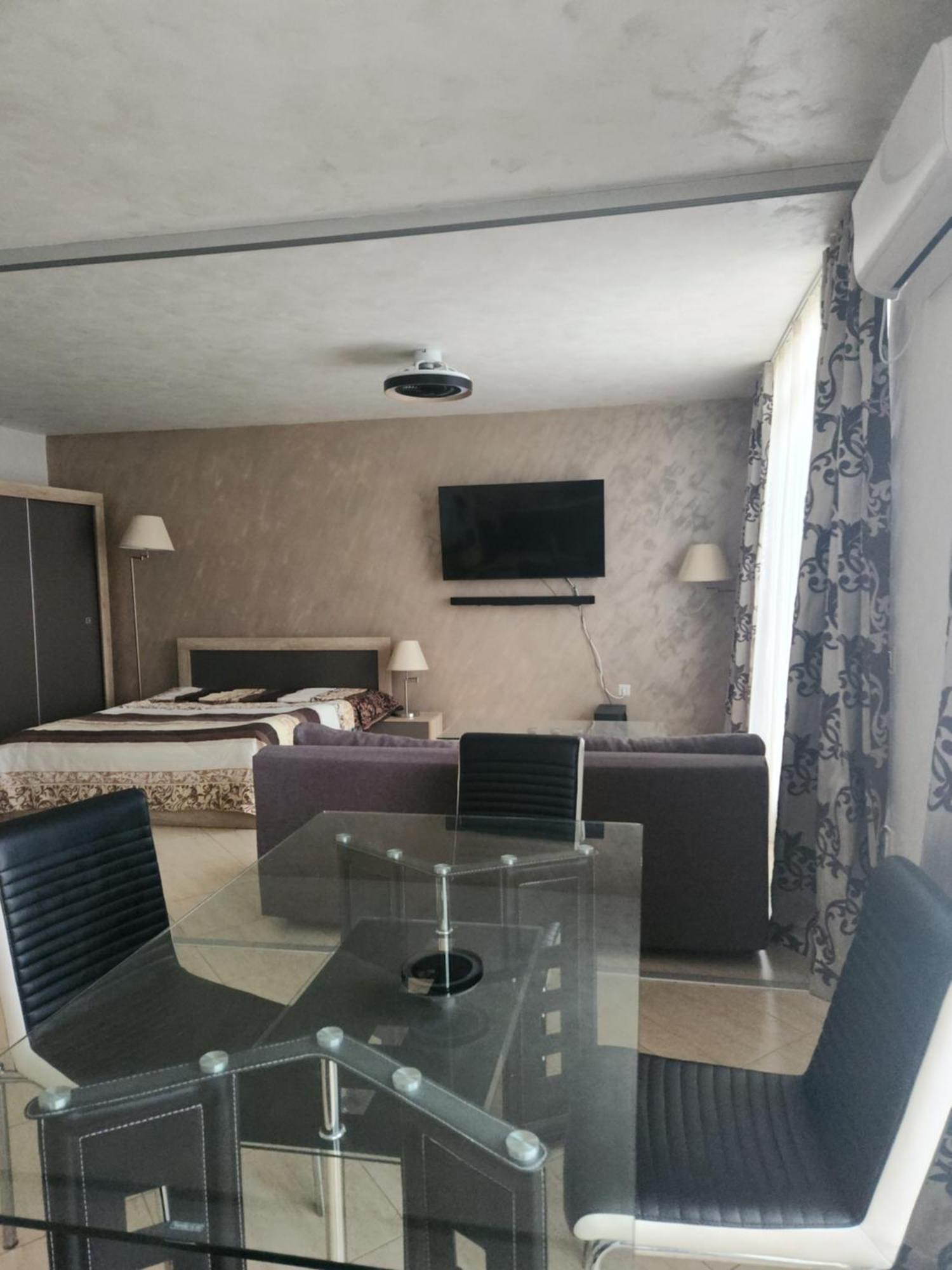 Grand Midia Resort, Sky Level Apartments Acheloj Exteriér fotografie